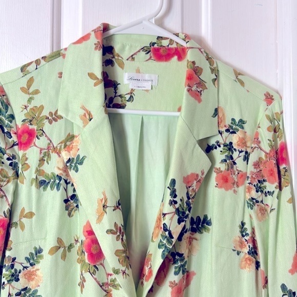 Women’s Lovers and Friends Mint Green Floral Tuxedo Blazer Dress Size Small - Picture 4 of 8